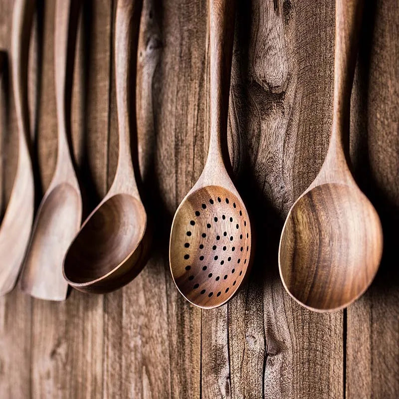 Kitchen Luxury Teak Wood Utensil Set - Elegant 5-Piece Cooking Ensemble Including Spoons, Server, Scraper & Spatula