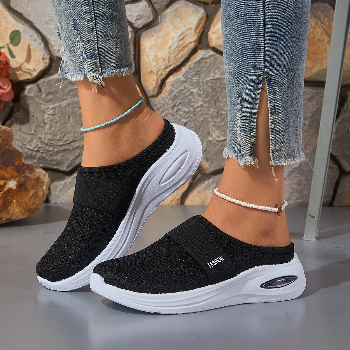 Lightweight Women's Mesh Slip On Shoes For Comfortable Casual Walking